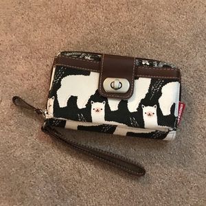 Llama print wristlet